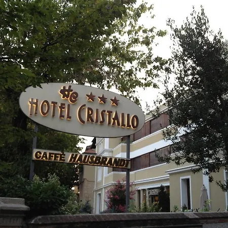 Cristallo Hotel 3*