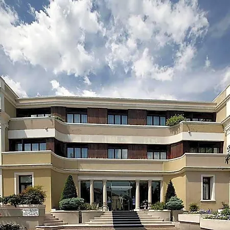 Cristallo Hotel